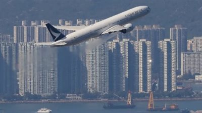 إلغاء أكثر من 200 رحلة طيران بسبب الطقس في هونج كونج