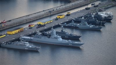 الكرملين يعلن إلغاء عرض للبحرية الروسية «لأسباب أمنية»