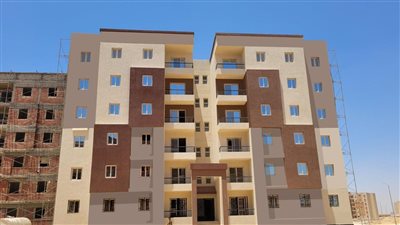 وزير الإسكان يتابع موقف تنفيذ وحدات «سكن لكل المصريين» بالمدن الجديدة