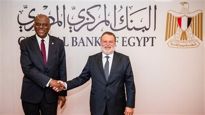 محافظ البنك المركزي المصري يبحث مع نظيره النيجيري سبل تعزيز التعاون المشترك