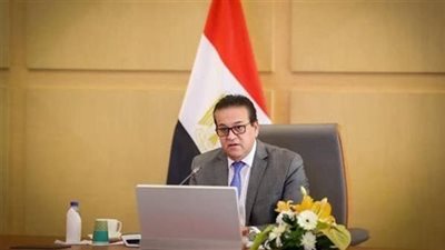 وزير الصحة يعلن تفاصيل زيادة تعويضات صندوق مخاطر المهن الطبية