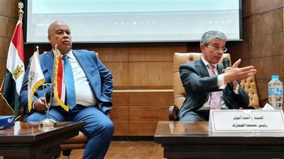 «الجمارك» توقع بروتوكول تعاون مع الغرفة التجارية بالقاهرة