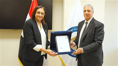 مبنى وزارة البترول يحصل على شهادتي أيزو في السلامة والإدارة البيئية 