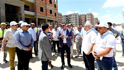 وزير الإسكان يتفقد وحدات «سكن لكل المصريين» بمدينة برج العرب الجديدة