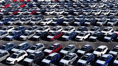 تباطؤ نمو مبيعات السيارات الكهربائية عالميًا إلى 21% في يوليو