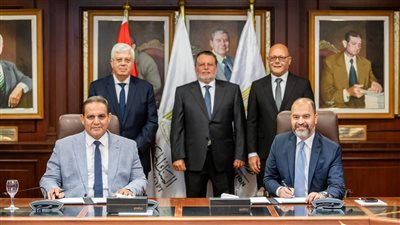 محافظ المركزي يشهد توقيع اتفاقيتي شراكة بين المعهد المصرفي وجامعتي القاهرة وسوهاج