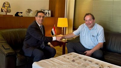 مصر تستعيد قطعاً أثرية للحضارة المصرية القديمة من هولندا