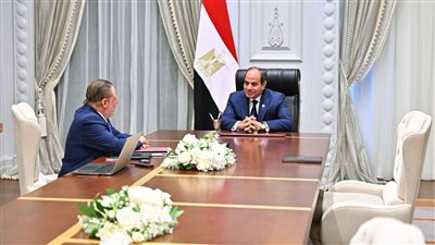 السيسي يوجه البنك المركزي بزيادة فرص التمويل للقطاع الخاص