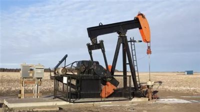 استقرار أسعار النفط مع انحسار المخاوف بشأن الإمدادات الروسية