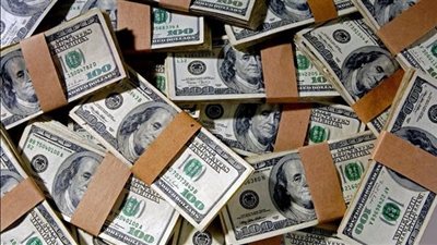 ضبط قضايا إتجار بالنقد الأجنبي بقيمة 15 مليون جنيه خلال 24 ساعة 