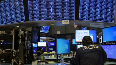 مؤشر ناسداك الأمريكي ينهي الأسبوع عند مستوى قياسي جديد