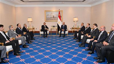 الرئيس السيسي يبحث سبل تعزيز العلاقات الثنائية بين مصر وباكستان