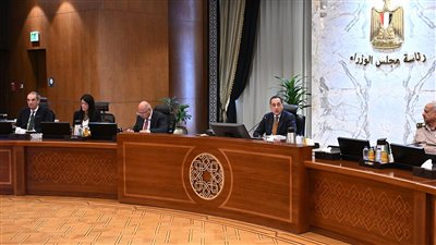 مصر تمد فترة إقامة حاملي التأشيرة الخماسية الى 180 يومًا 