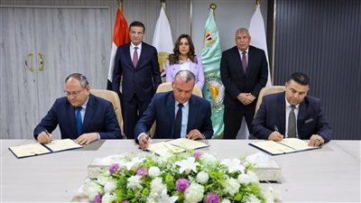 توقيع بروتوكول لإنشاء مركز متكامل لانتاج الحرير الطبيعي بالوادى الجديد
