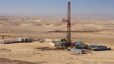 «عجيبة للبترول» تحقق كشفًا جديدًا في الصحراء الغربية