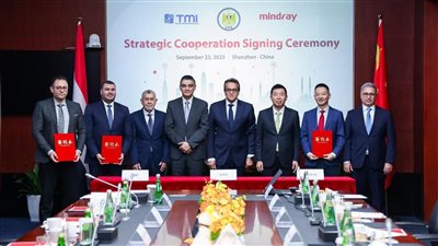 «الشراء الموحد» توقع اتفاق مع «ميندراي» لتوطين صناعة الأجهزة الطبية في مصر