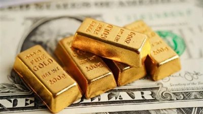 أسعار الذهب تهبط من قمة تاريخية بفعل عمليات جني أرباح