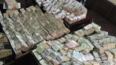 ضبط قضايا إتجار بالنقد الأجنبي بقيمة 4 ملايين جنيه خلال 24 ساعة  