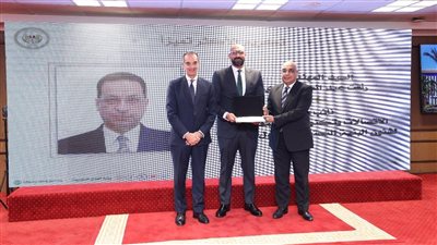 وزيرا العدل والاتصالات يطلقان حزمة مشروعات رقمية جديدة