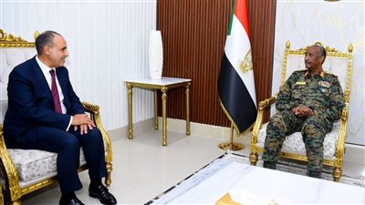 وزير الخارجية يلتقي رئيس مجلس السيادة السوداني الانتقالي