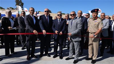 هيئة قناة السويس تفتتح الكوبري الغربى العائم الجدبد