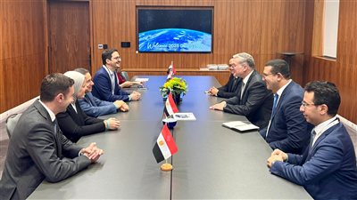 مصر تستعد لطرح مزايدة عالمية للبحث عن البترول والغاز بالبحر الأحمر 