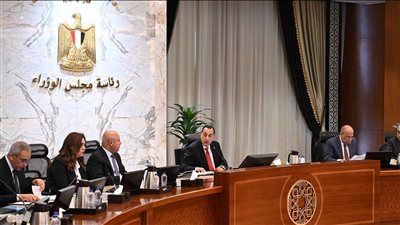 رئيس الوزراء يُتابع جهود تنفيذ إجراءات خفض الانبعاثات والتحول الأخضر المُستدام