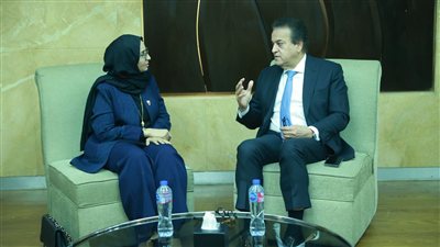 مصر والبحرين تبحثان تعزيز التعاون في القطاع الصحي