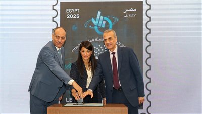 البريد المصري يصدر طابعاً تذكارياً بمناسبة اليوم العالمي للإحصاء