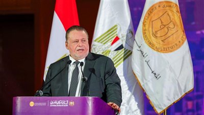 محافظ البنك المركزي يشهد حفل تخرج دفعات جديدة من برنامج «قيادات المستقبل»