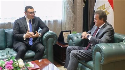 «الصحة» تتعاون مع «الإسكان» لإنشاء وتطوير مستشفيات بالساحل الشمالي والمدن الجديدة