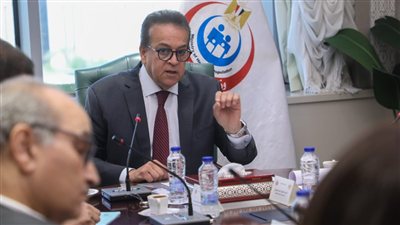 وزير الصحة يتابع ضوابط صرف الأجهزة التعويضية ضمن منظومة التأمين الصحي الشامل