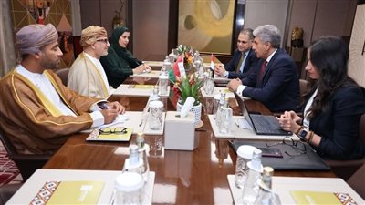 مصر وعُمان تبحثان سبل تعزيز التعاون المشترك في مجالات السياحة والآثار