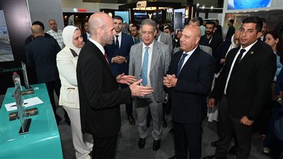 «جريش جلاس» تخطط لإنشاء مصنعًا جديدًا لزجاج السيارات بالعاشر من رمضان