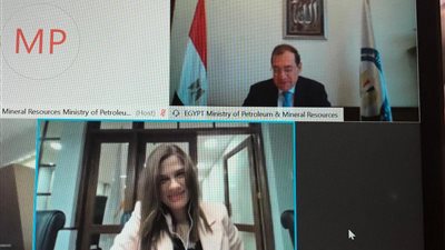 وزير البترول يبحث مع نظيرته القبرصية علاقات الشراكة بمجال الغاز الطبيعى