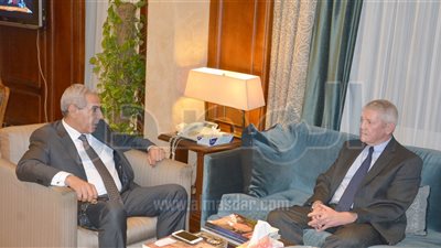 باستثمارات 200 مليون جنيه.. إنشاء مصنع لإنتاج الضفائر الكهربائية بأكتوبر 