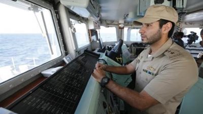 التلفزيون السعودي: البحرية السعودية تجلي دبلوماسيين من عدن