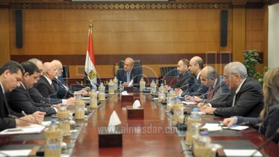 رئيس الوزراء يستعرض الأوضاع بالمنطقة مع وزير خارجية العراق (صور)