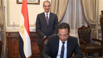 توقيع اتفاقيتين بين «الاتصالات» وجامعة بيردو فى هندسة الكهرباء والحاسبات