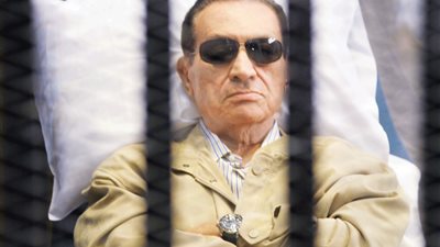 نيابة النقض توصى بإعادة محاكمة مبارك والعادلي في قضية القرن