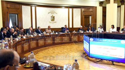 الحكومة توافق على المرحلة الثالثة لمحطة الصب الجاف بميناء الأدبية