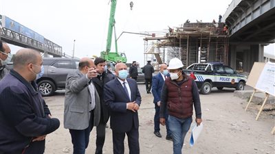 وزير النقل يتفقد أعمال تنفيذ عددًا من كباري طريق «القاهرة - الإسكندرية» الصحراوي