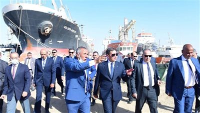 رئيس هيئة الاستثمار يبحث مع «جلاكسي» إنشاء مصنع جديد للمواد الكيميائية