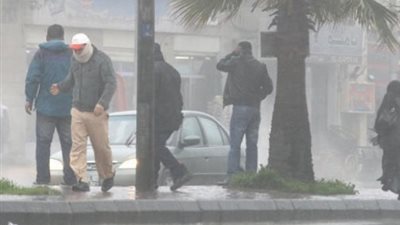 الأرصاد تحذر من طقس بارد مع استمرار تكاثر السحب وسقوط أمطار