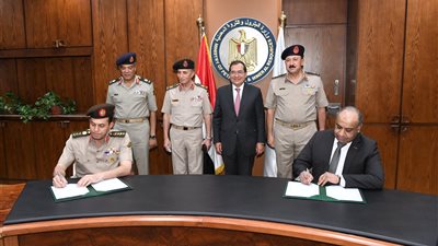 تعاون بين «البترول» و«الخدمة الوطنية» لإنشاء مجمع الصوب الزراعية باللاهون