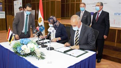 توقيع عقد تنفيذ محطة توليد الكهرباء من الرياح بخليج السويس​ بـ 4,3 مليار جنيه
