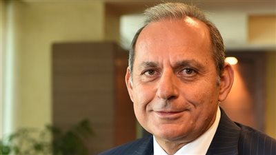 البنك الأهلي يحصل على رخصة قبول الدفع لنقاط البيع الإلكترونية عبر المحمول