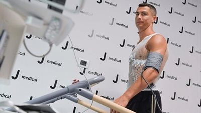 كريستيانو رونالدو يخضع للكشف الطبى فى يوفنتوس