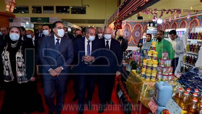 وزيرة التجارة: التوسع فى تنظيم المعارض لتوفير السلع بجودة عالية وسعر تنافسي 