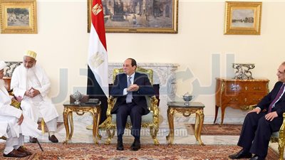 رئيس طائفة البهرة بالهند يتبرع بـ 10 ملايين جنيه لصندوق 